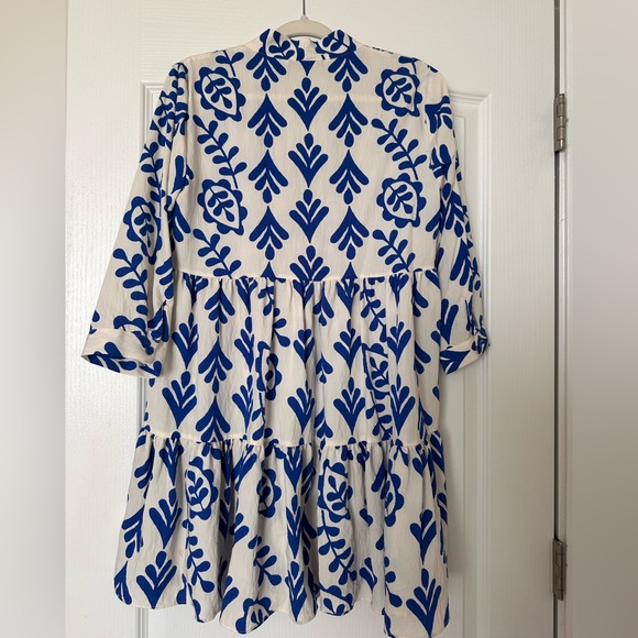 Zara Cream and Blue Dress - Picture 2 of 6